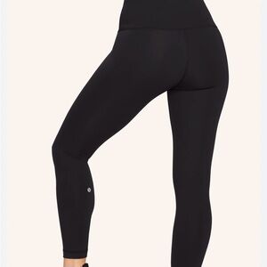 Lululemon Wunder Train 25” black size 4 GUC